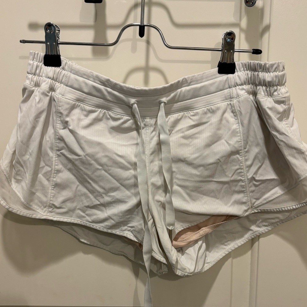 White lululemon shorts